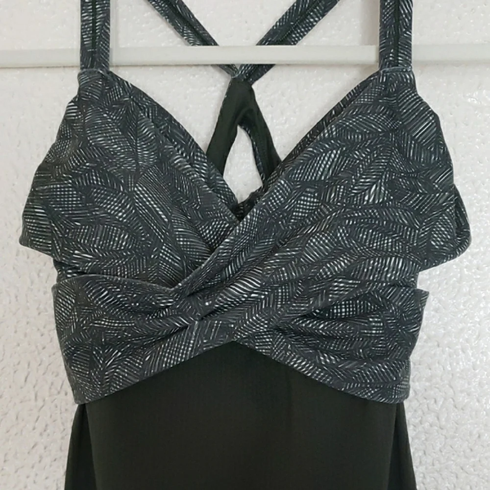 Lululemon Athletica Wrap It Up Tank Leaf Print Twist Jazzy White Gator Green 6 - Picture 5 of 17